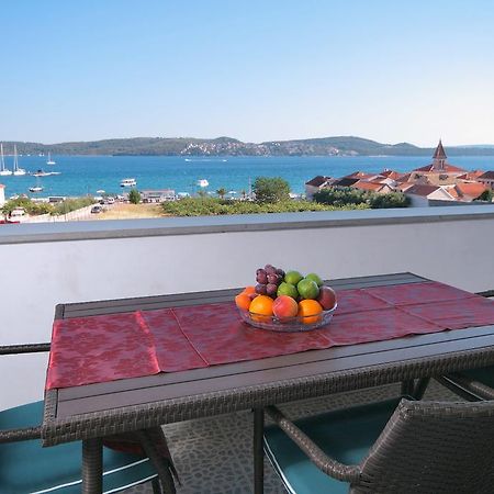 Apartments Daniela Trogir Exterior foto